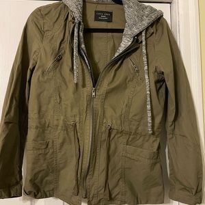 Love Tree size medium olive cargo jacket fits like a small